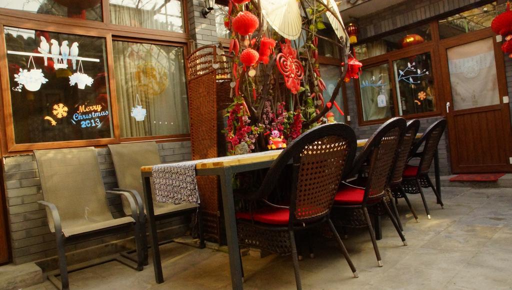 Emperors Guards Station-courtyard View Hou Hai * Beijing